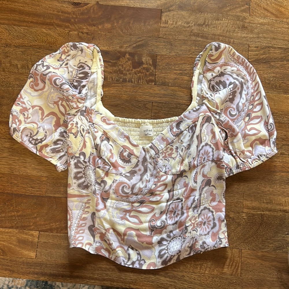 Aritzia Paisley Puff Sleeve Crop Top in Cream, Pink, Brown